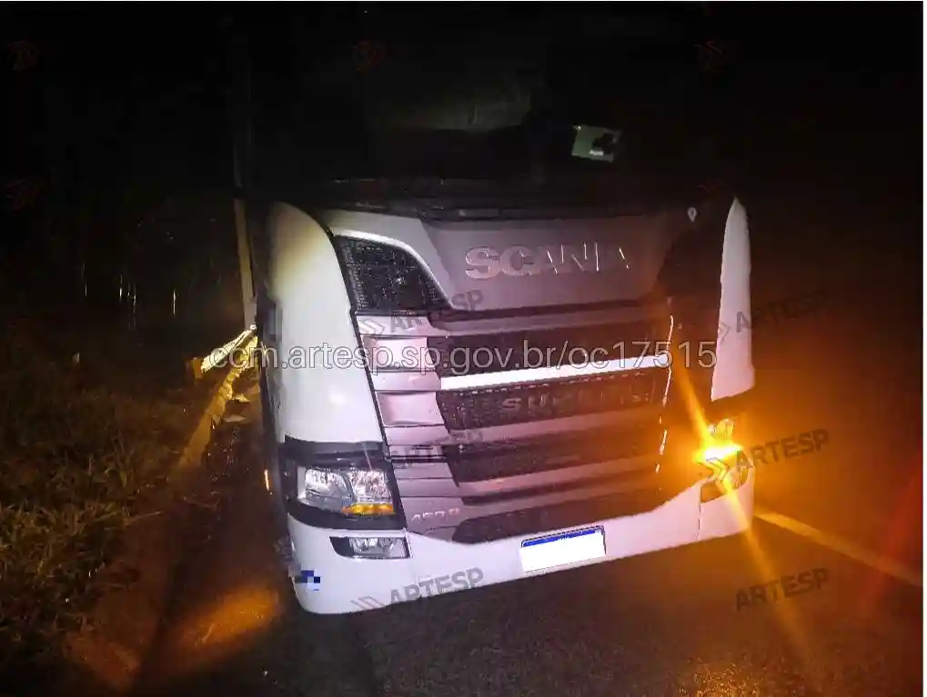 Carreta Scania R460 sp-300