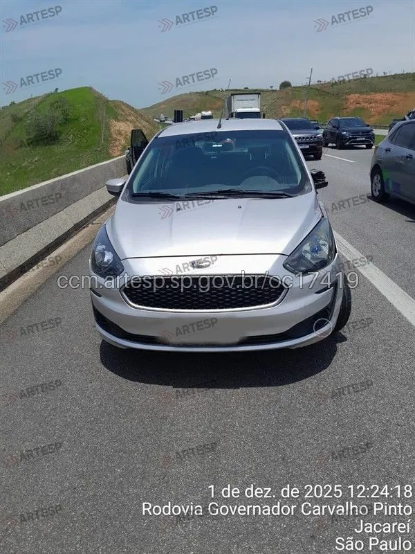 Ford Ka rodovia Carvalho Pinto