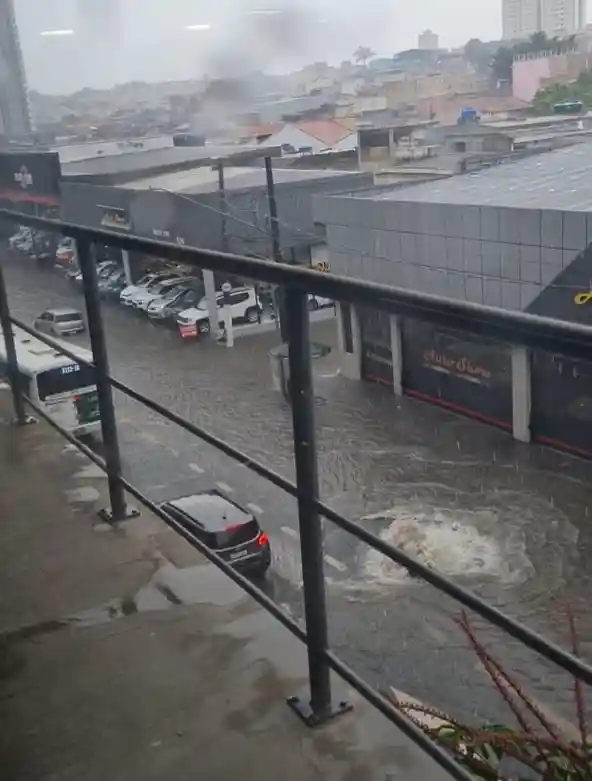 alagamento são lucas anhaia mello