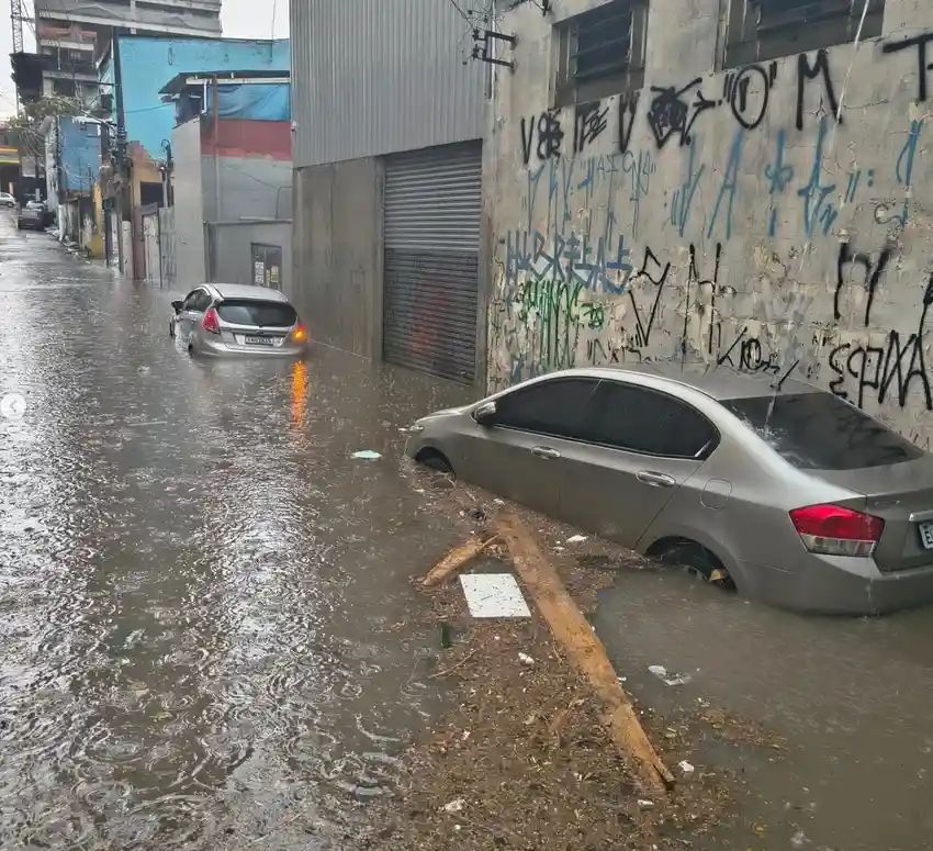 na Rua Olímpio José Gonçalves perto