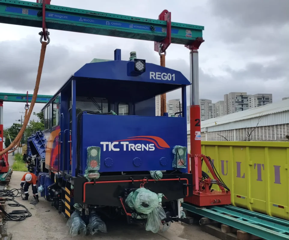 novo veículo de manutenção