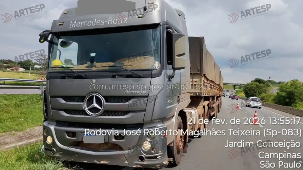 Carreta Mercedes-Benz Actros 2651 anel viário magalhães teixeira