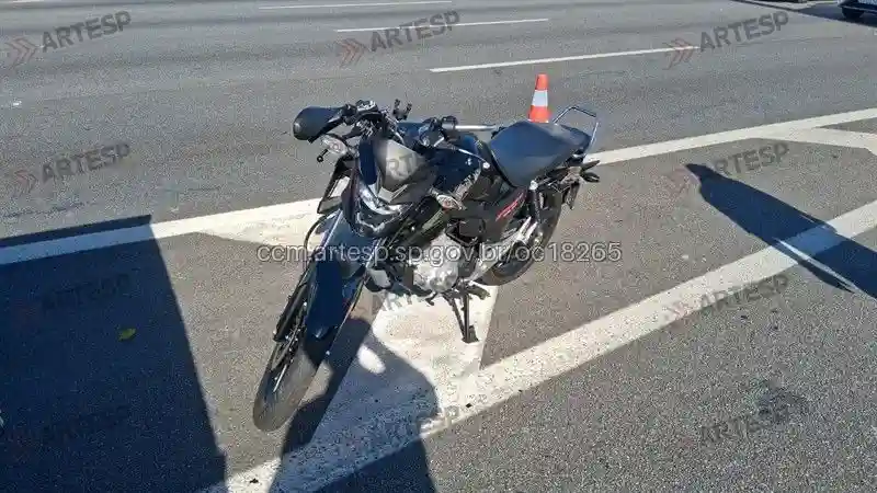 Moto Honda CG Fan rodovia anchieta