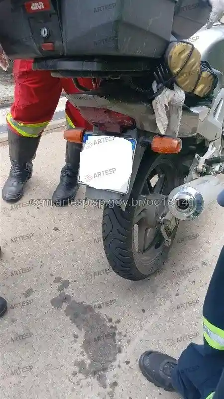 Moto Honda Twister 250 rodovia castelo branco