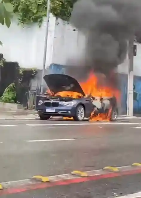 carro fogo avenida são Miguel