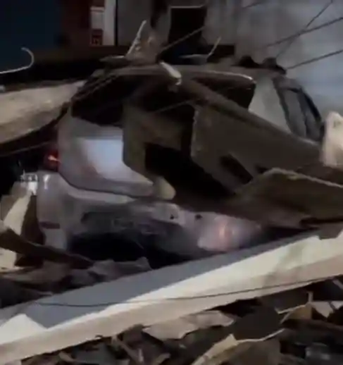 carro rua Maniçoba casa