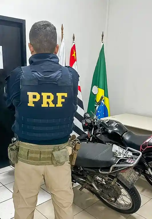 perseguição na Régis Bittencourt