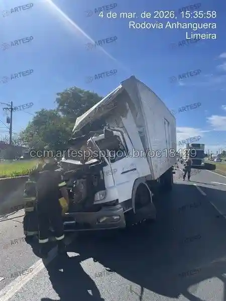 Caminhão Atego 1418 rodovia anhanguera limeira