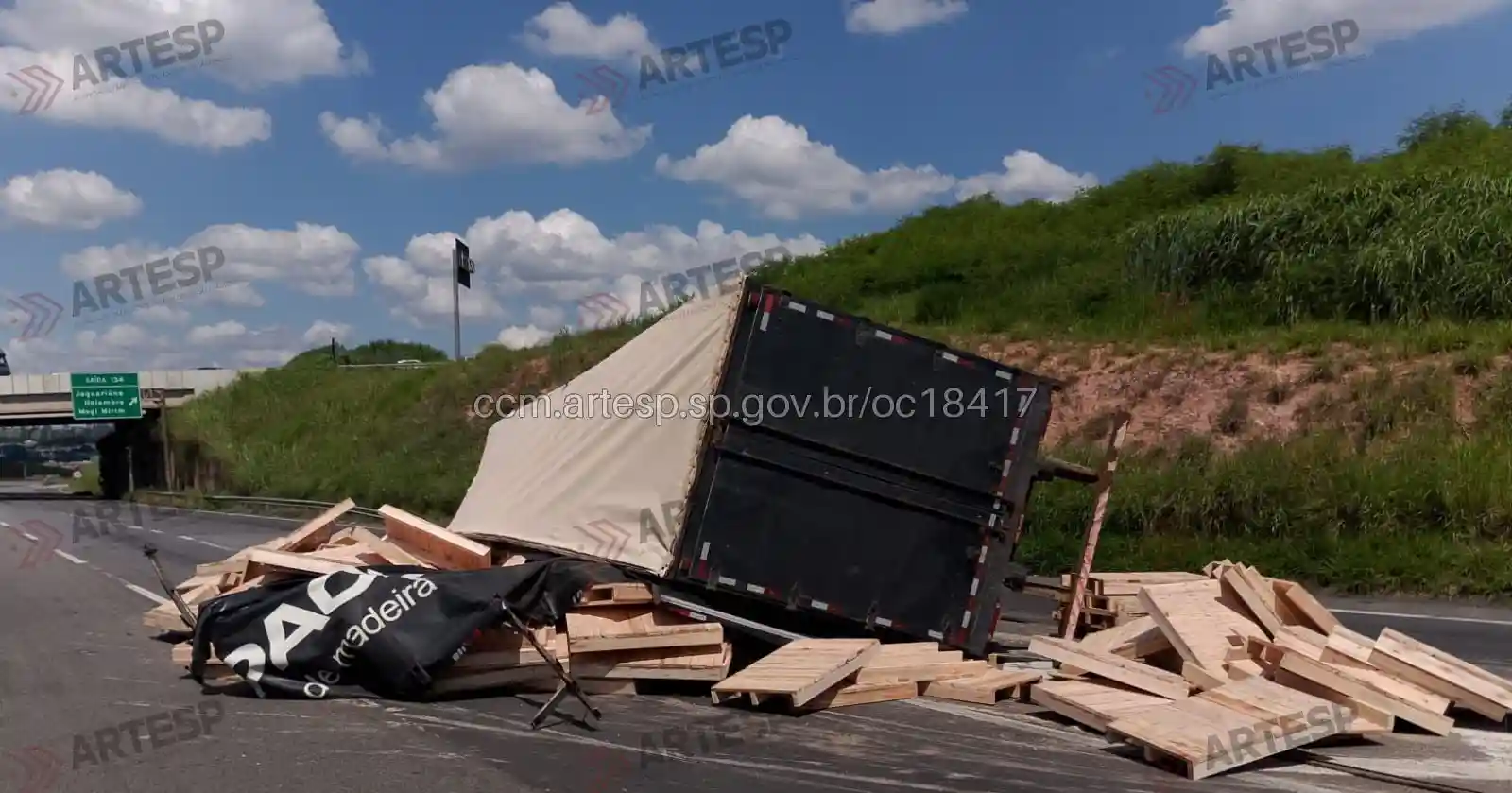 Carreta Mercedes-Benz LS 1938 rodovia dom pedro I