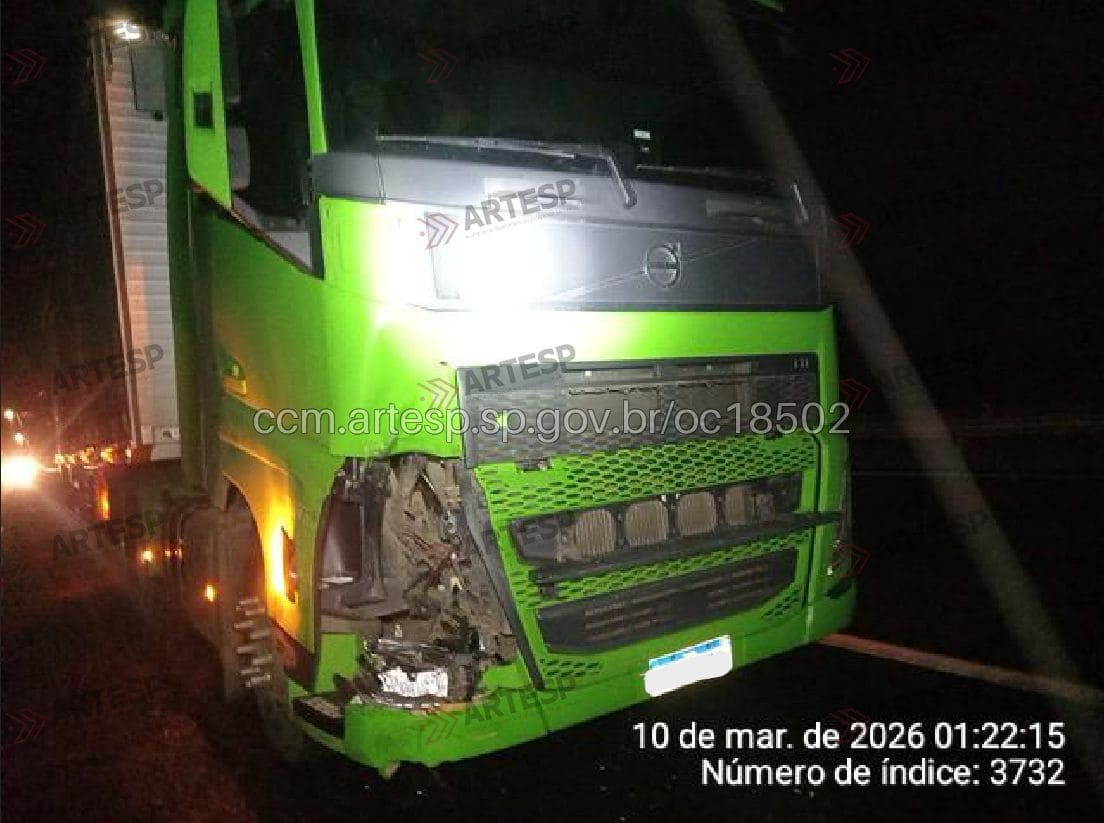 Carreta Volvo 540 rodovia raposo tavares