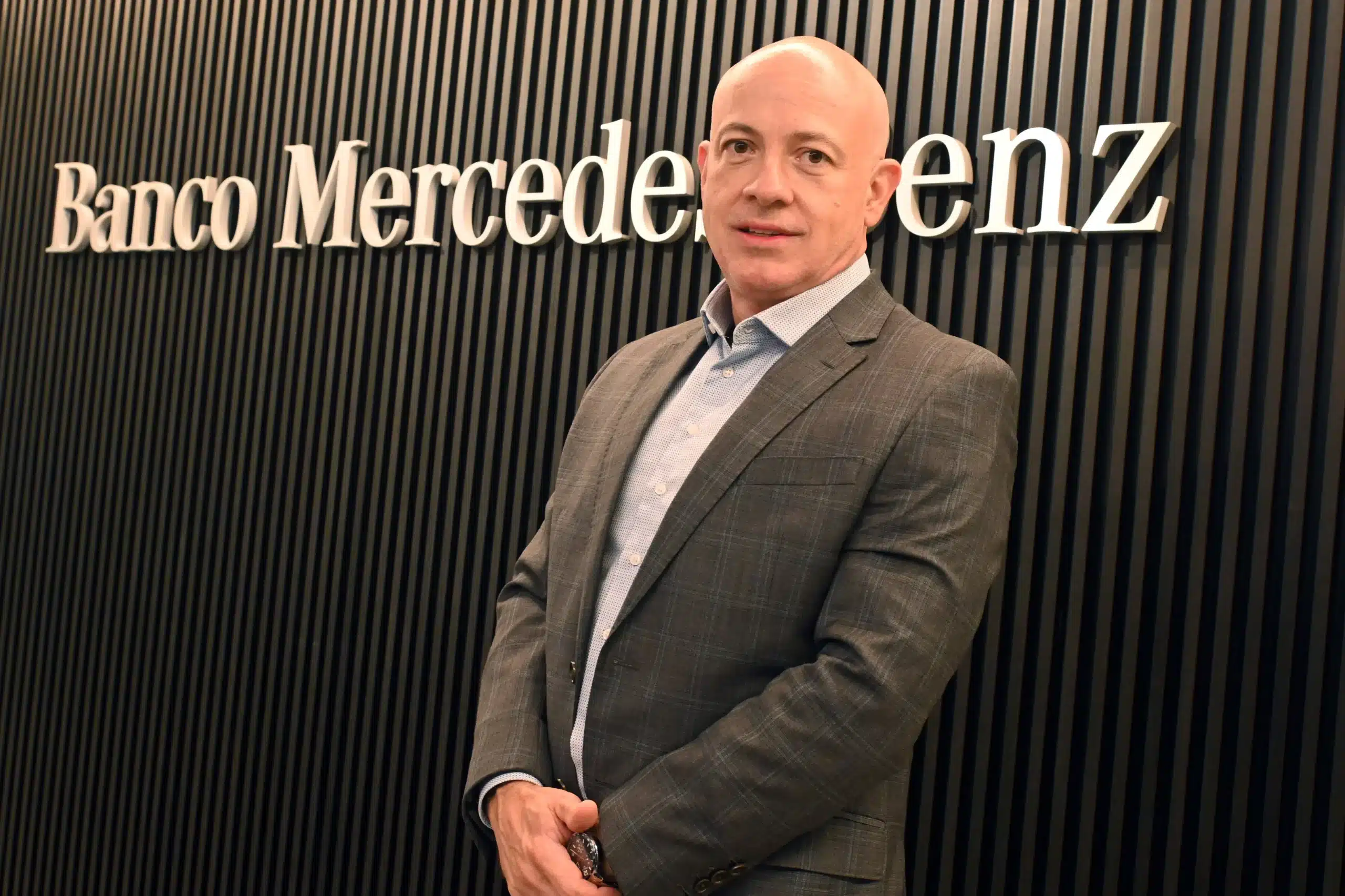 Leonardo Piccinini Banco Mercedes-Benz