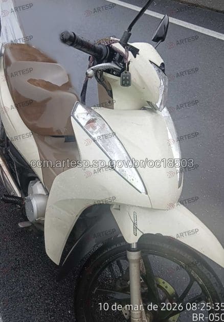 Moto Honda Biz rodovia anchieta