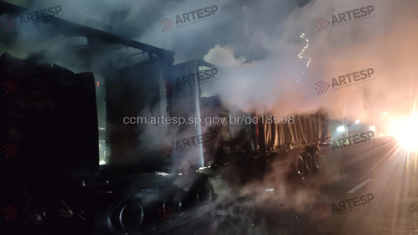 Semirreboque na rodovia Anchieta