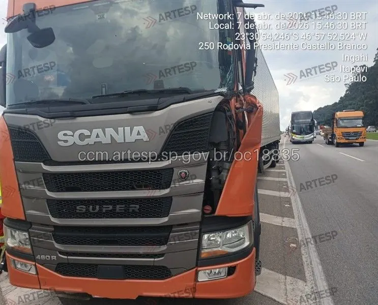 Carreta Scania R450 rodovia castelo branco