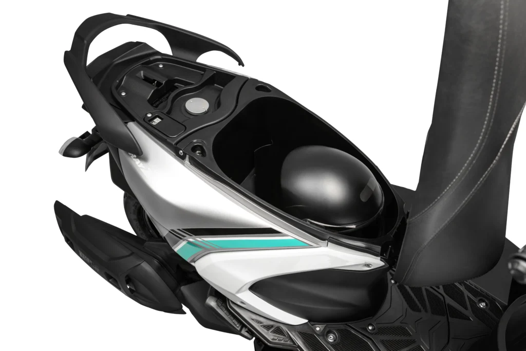 Nova YAMAHA ZR HYBRID CONNECTED 2026