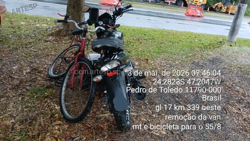 Moto Sport 110 e bicicleta