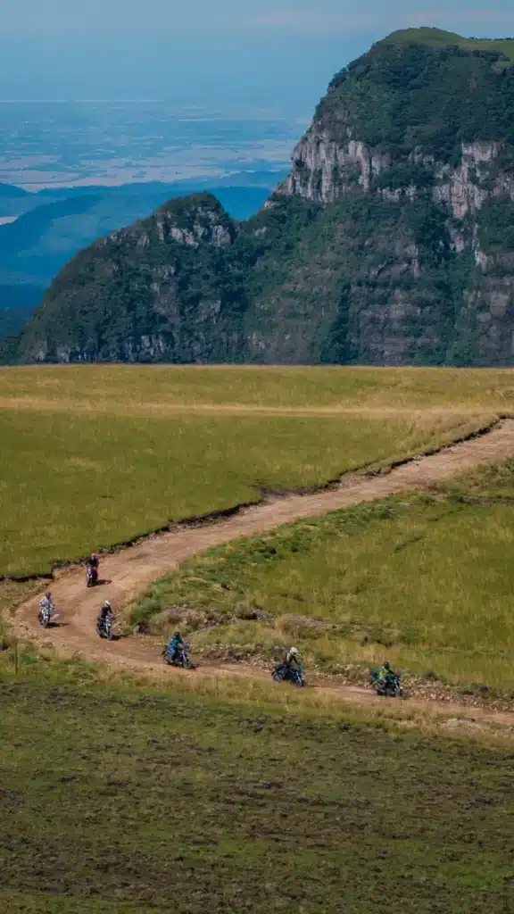 documentário de expedição pelo Sul do Brasil moto