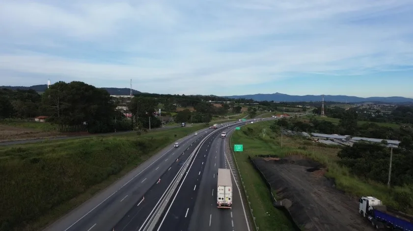 rodovia dom pedro I faixa