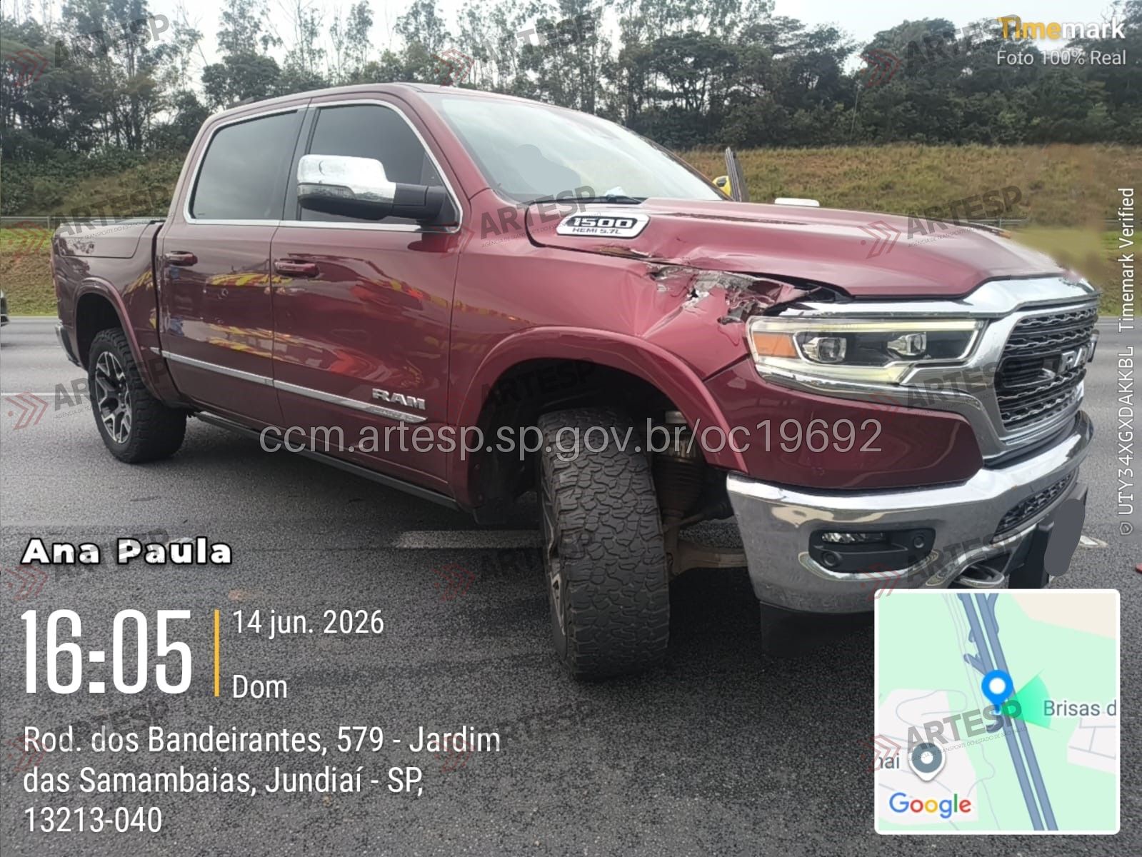Caminhonete Dodge Ram rodovia dos Bandeirantes