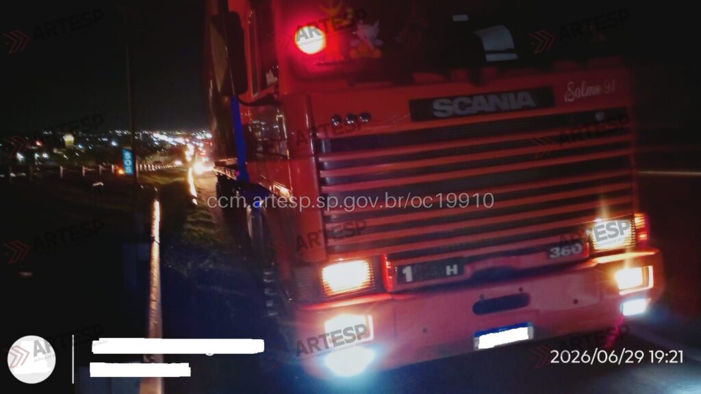 Carreta Scania rodovia dom pedro I