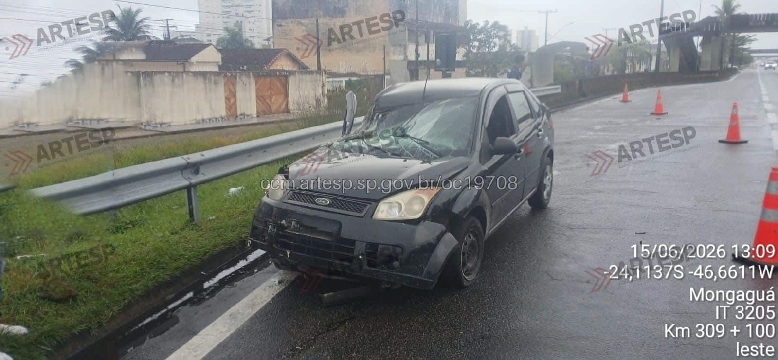 Ford Fiesta rodovia padre manoel da nóbrega