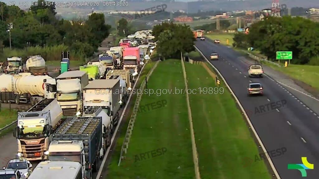 Interdição parcial do km 129 ao km 128