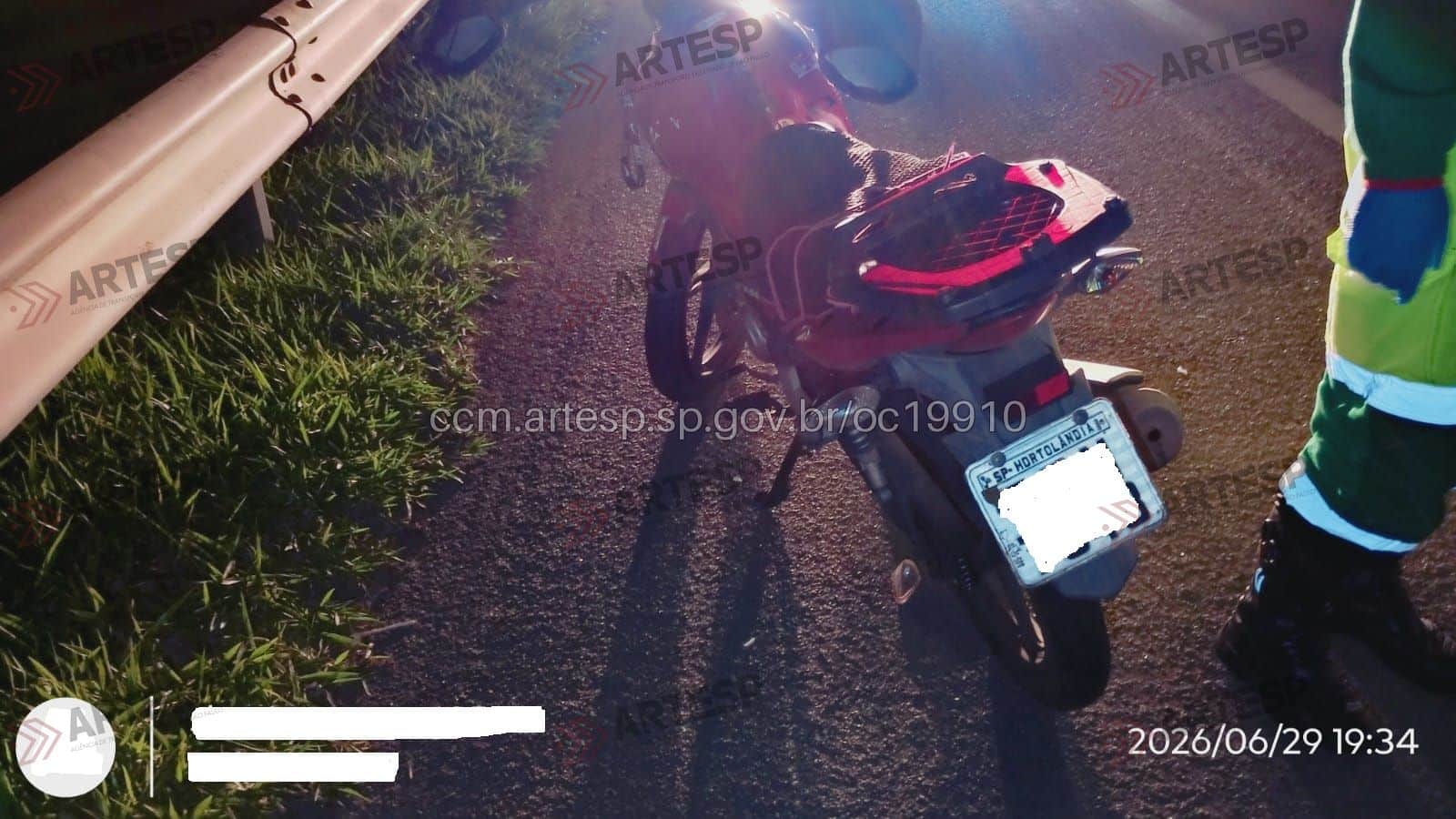Moto Titan rodovia dom pedro I