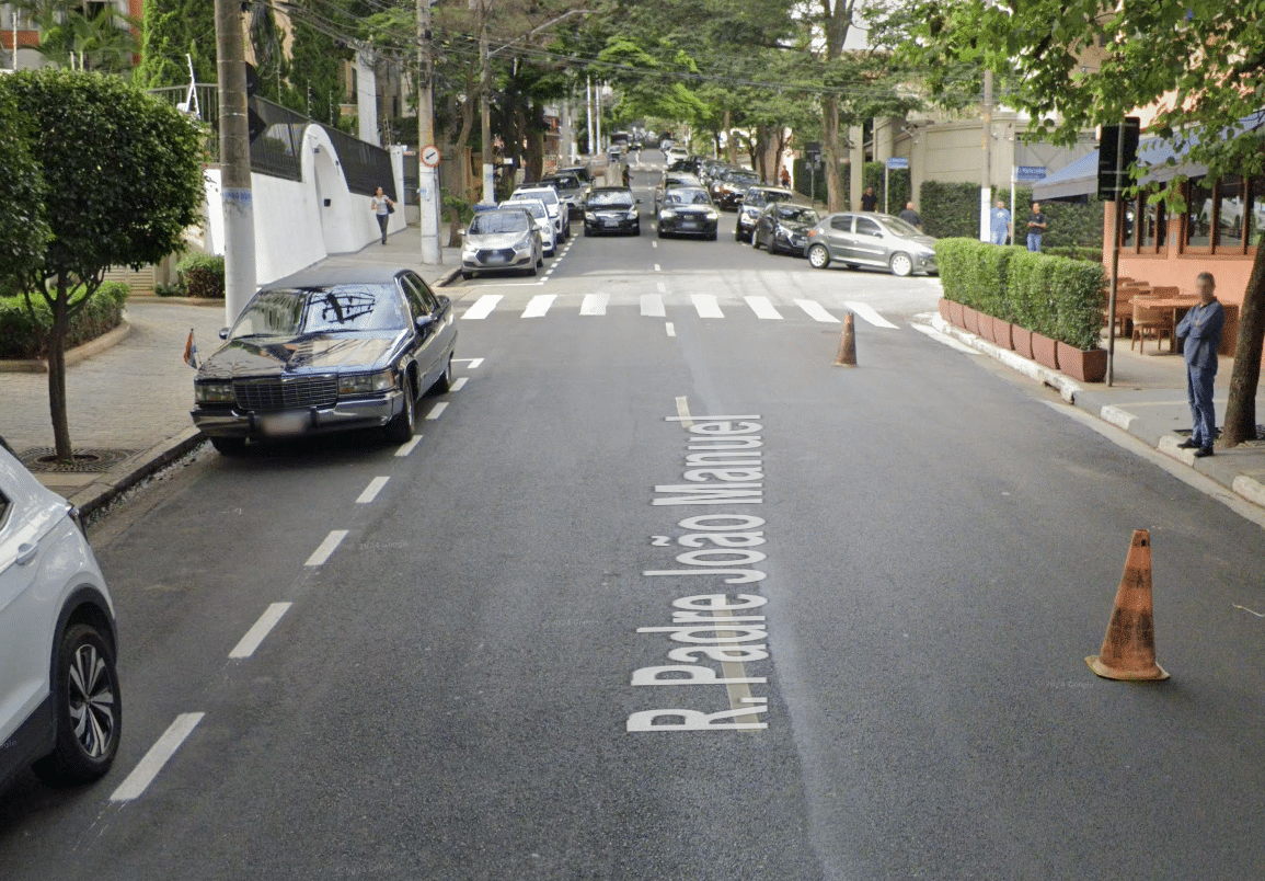 Rua Padre João Manuel no Jardim Paulista
