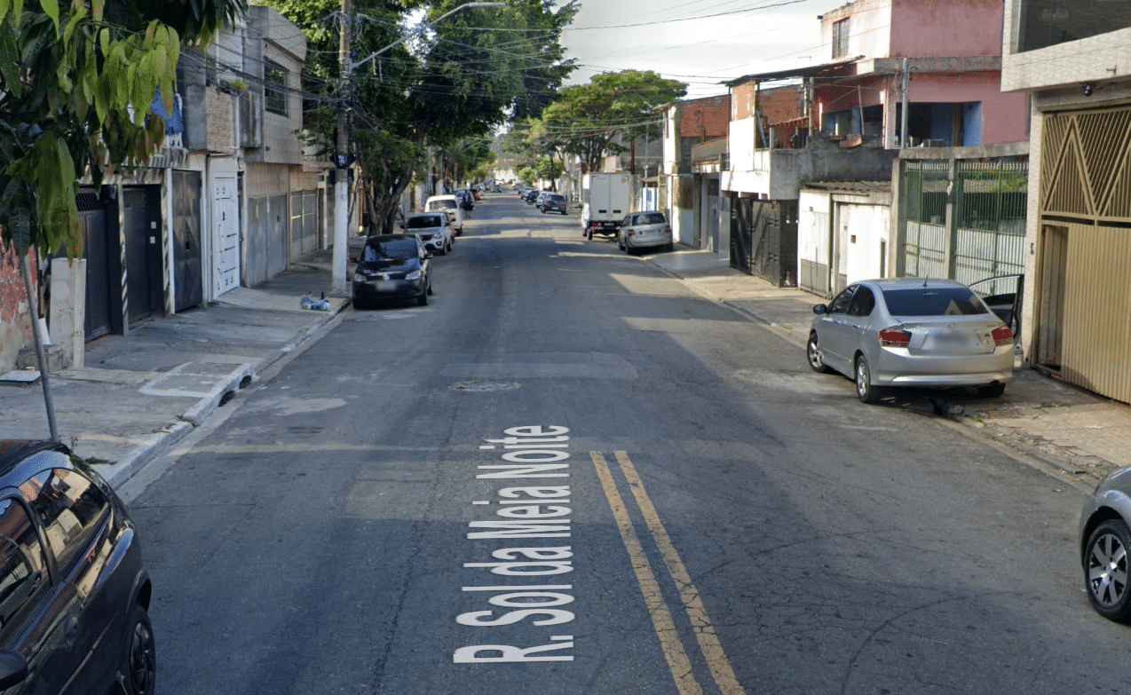 Rua Sol da Meia Noite