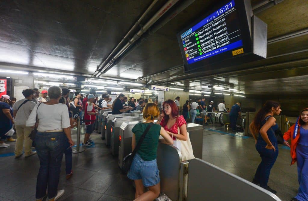jogo do brasil metrô