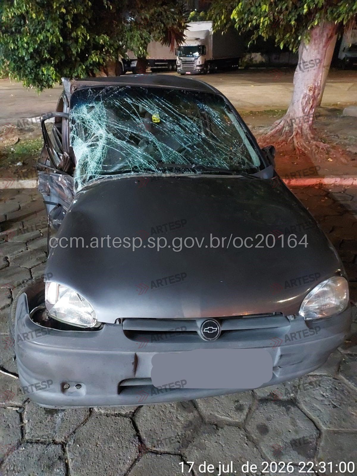 Automóvel Corsa rodovia