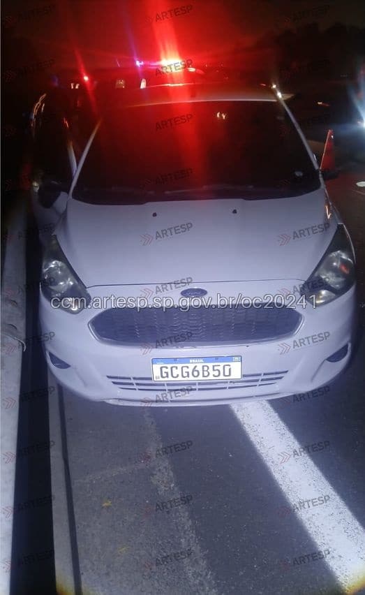Automóvel Ford Ka rodovia ayrton senna