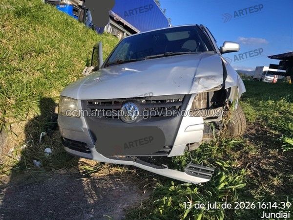 Automóvel VW Gol rodovia dos Bandeirantes