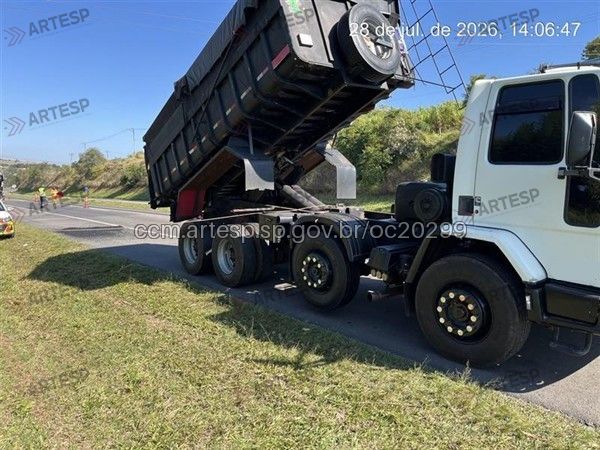 Caminhão Ford Cargo sp-127 fios