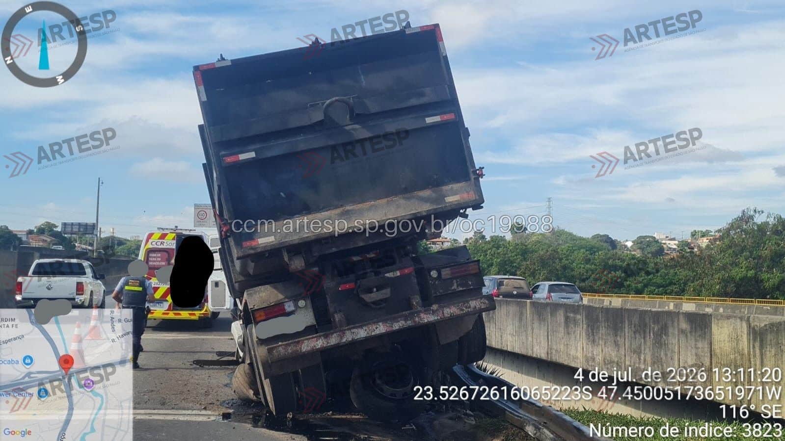 Caminhão Mercedes-Benz Axor 1933 rodovia raposo tavares