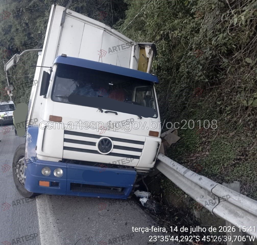 Caminhão VW 15.180 rodovia dos tamoios