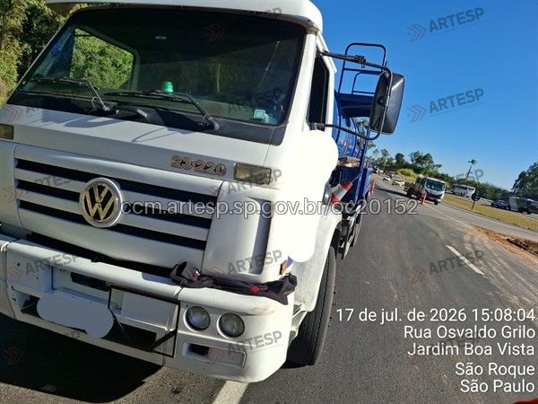 Caminhão VW 23.220 rodovia Lívio Tagliassachi