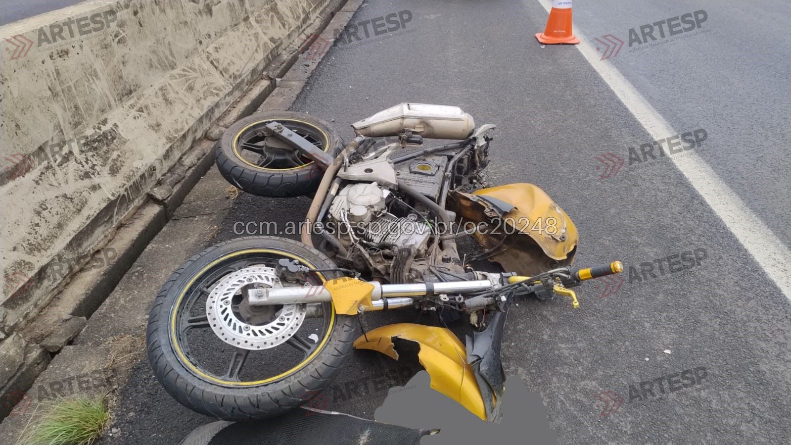 Moto Honda CB300 Rodovia anhanguera