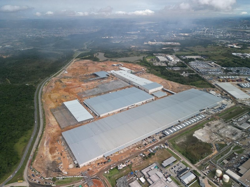 Obras no complexo industrial da BYD em Camaçari