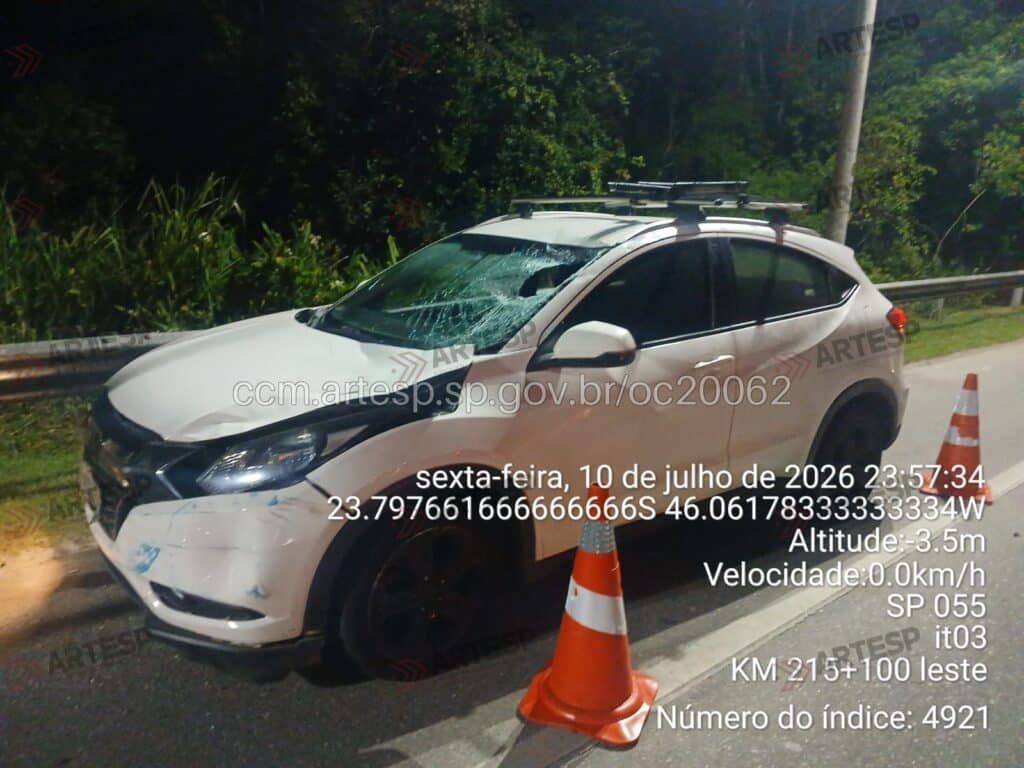 SUV Hyundai HRV rodovia rio-santos bertioga