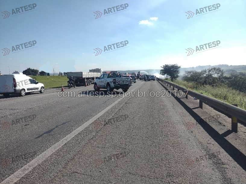 SUV Renault Duster rodovia castelo branco