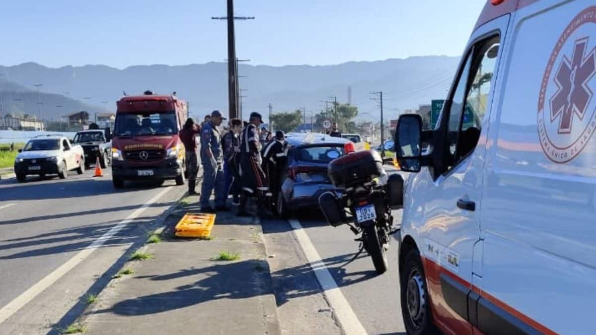 acidente na rodovia rio-santos