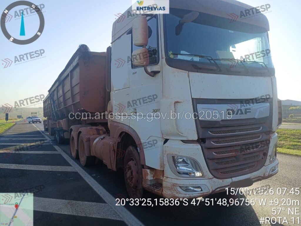 Bitrem DAF XF 530 rodovia anhanguera incêndio