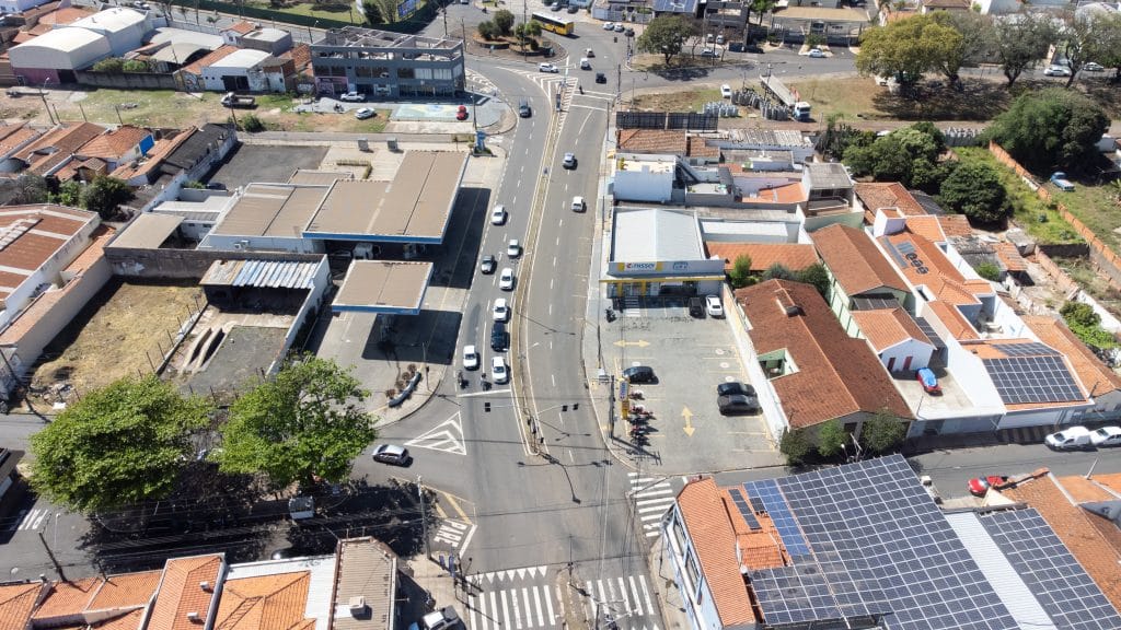 Trânsito na Avenida 32