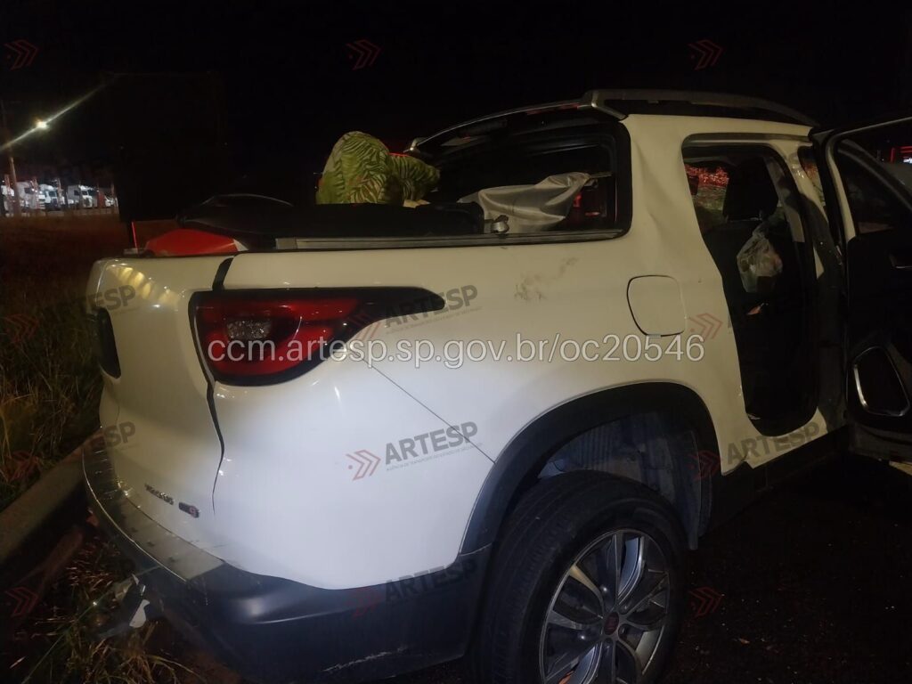Utilitário Fiat Toro rodovia anhanguera