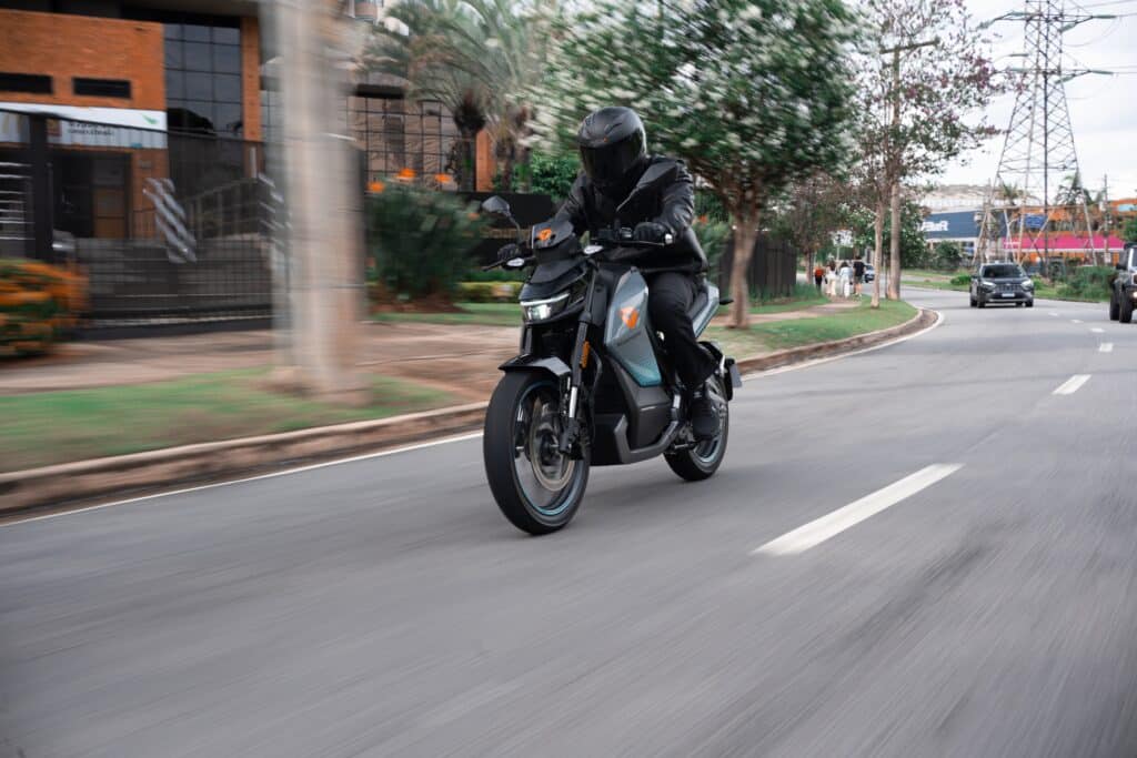 Yadea moto