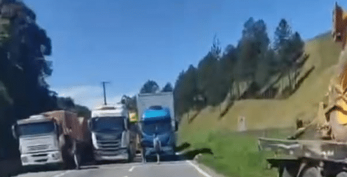 rodovia Régis Bittencourt em Miracatu BR-116