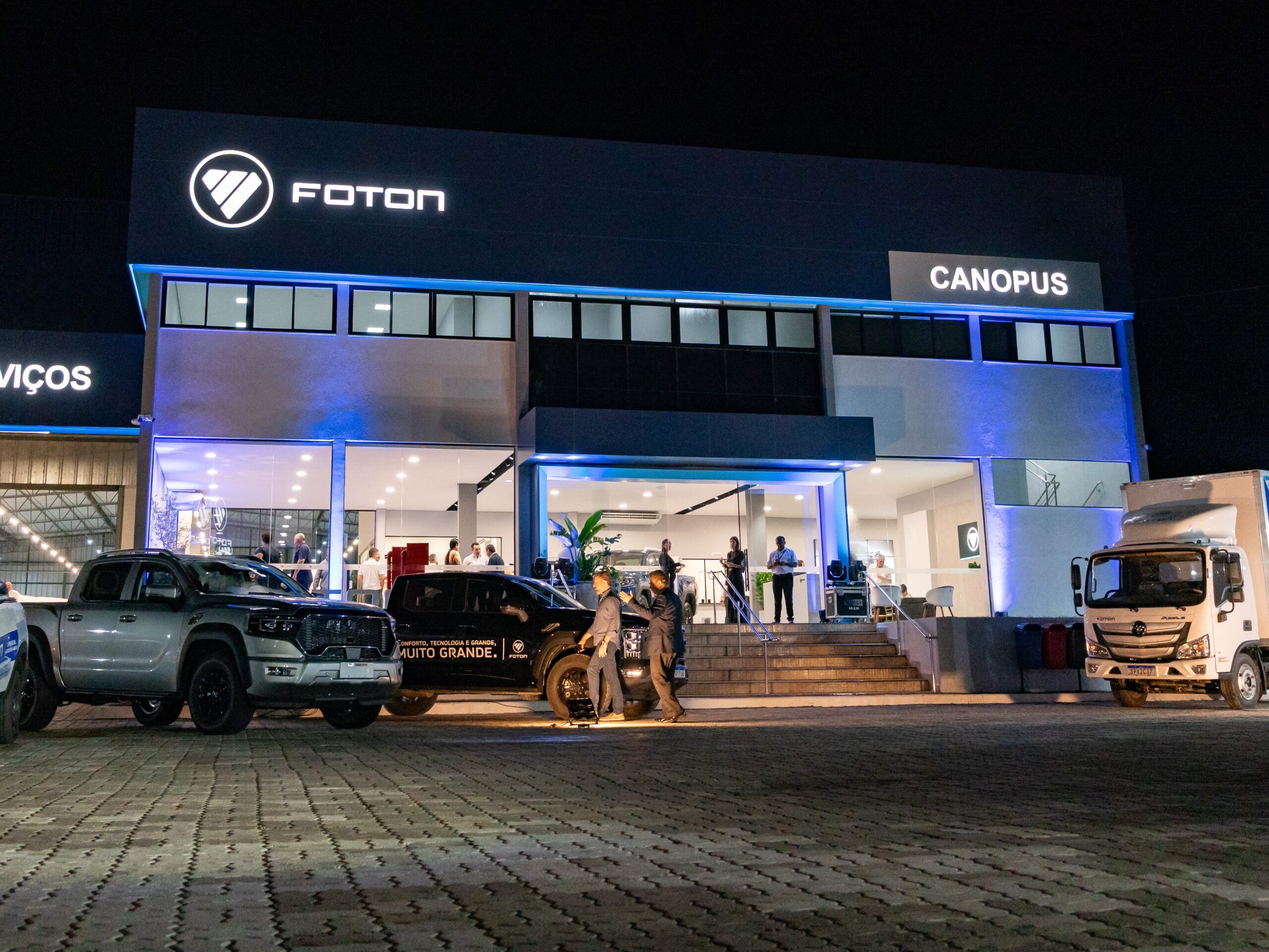Foton amplia rede