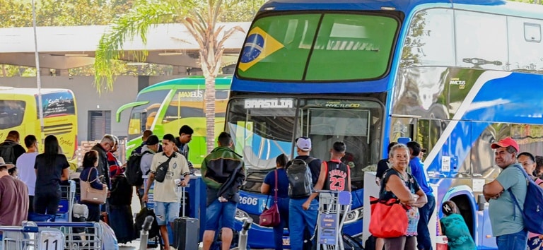 Viagem de ônibus no feriadão