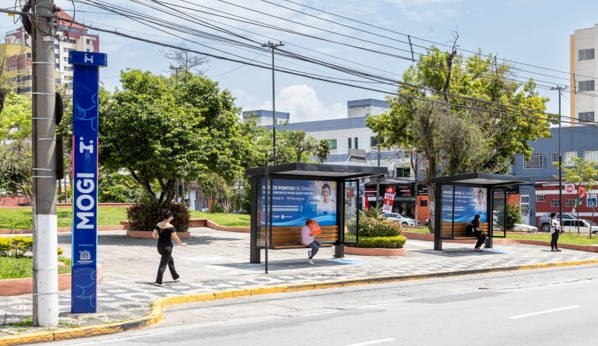 abrigos em pontos de ônibus